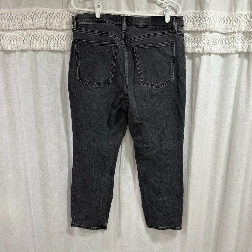 Abercrombie & Fitch Black Mom High Rise Jeans - Picture 4 of 6